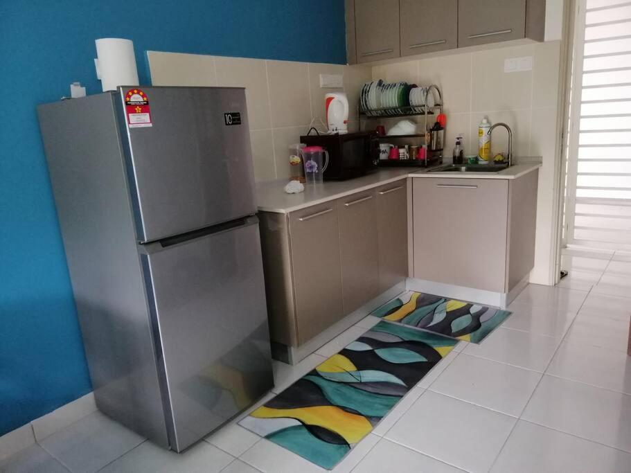 H&H Lovely Homestay In Nilai Exteriér fotografie